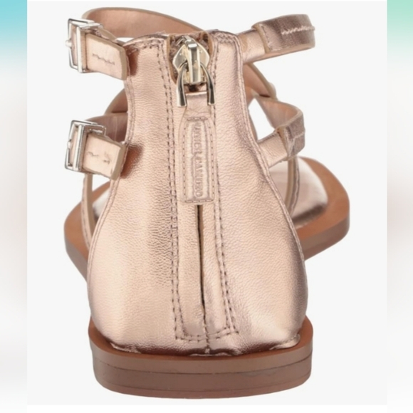 Vince Camuto Golden Champagne Leather Brenndie Buckle Sandal Size 71/2 - Picture 4 of 8
